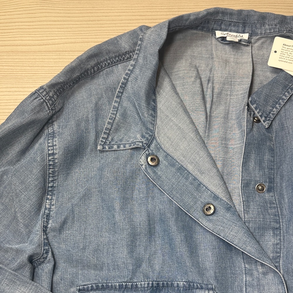 Splendid Lightweight Jacket - Picture 6 of 8